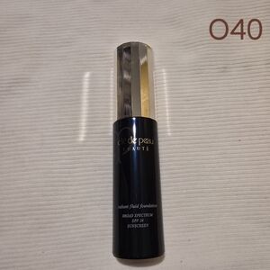 Radiant Fluid Foundation O40 [30mL] Pump